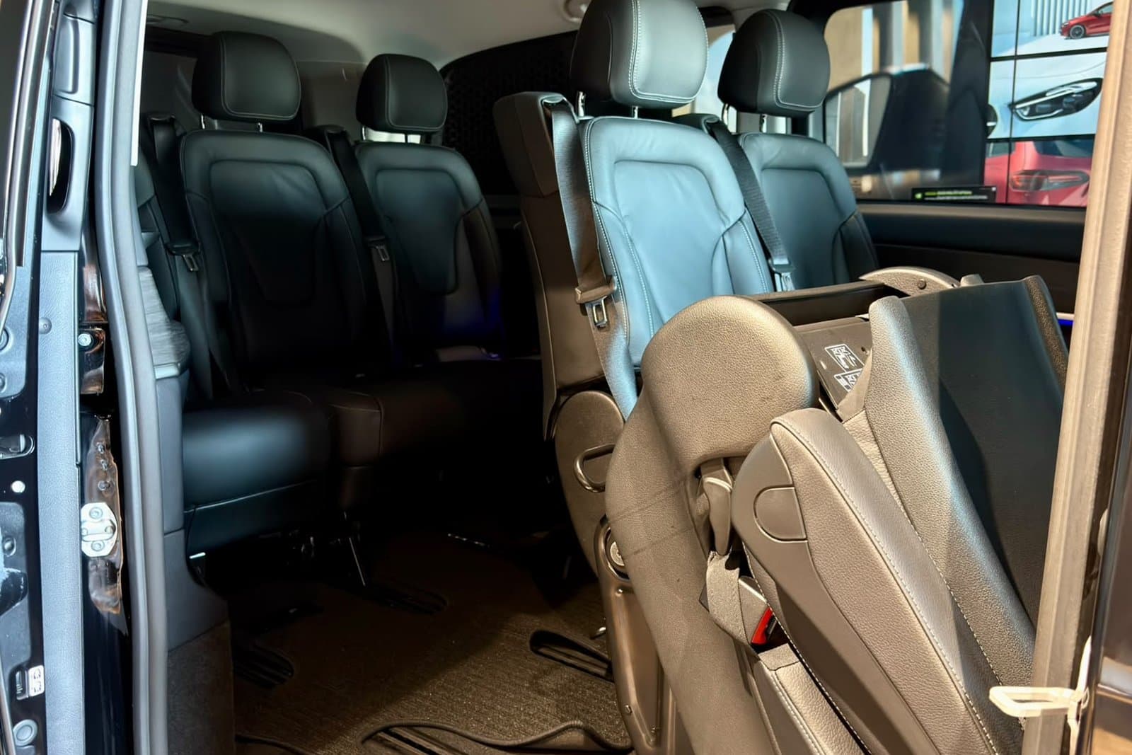 Mercedes-Benz V-Class VIP cabin | FFGR Portugal